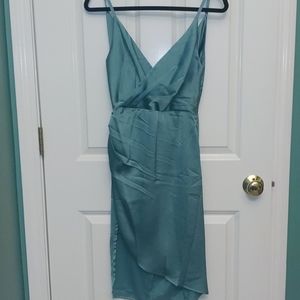 Satin‎ dress